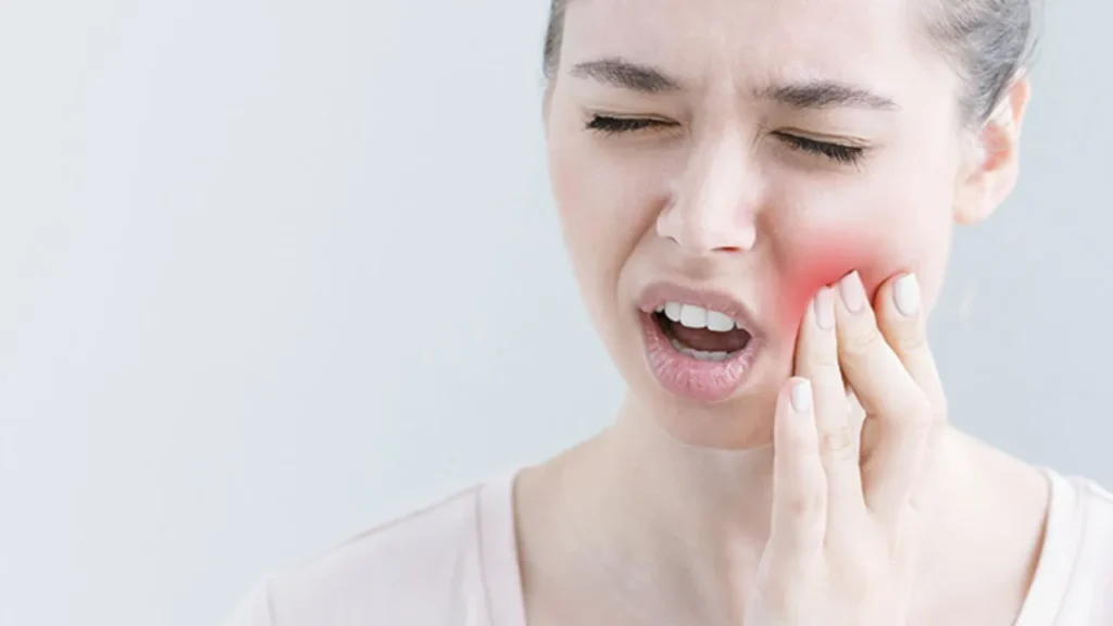 emergency dentist in Algonquin for severe toothache, instant pain relief and dental emergencies